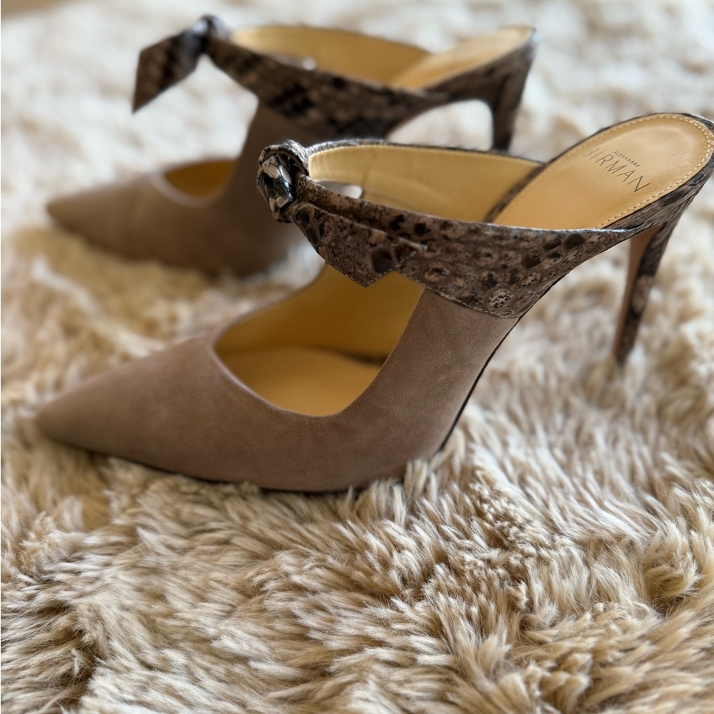 Women's AUTHENTIC Alenxandre Birman Suede Mule 7.5